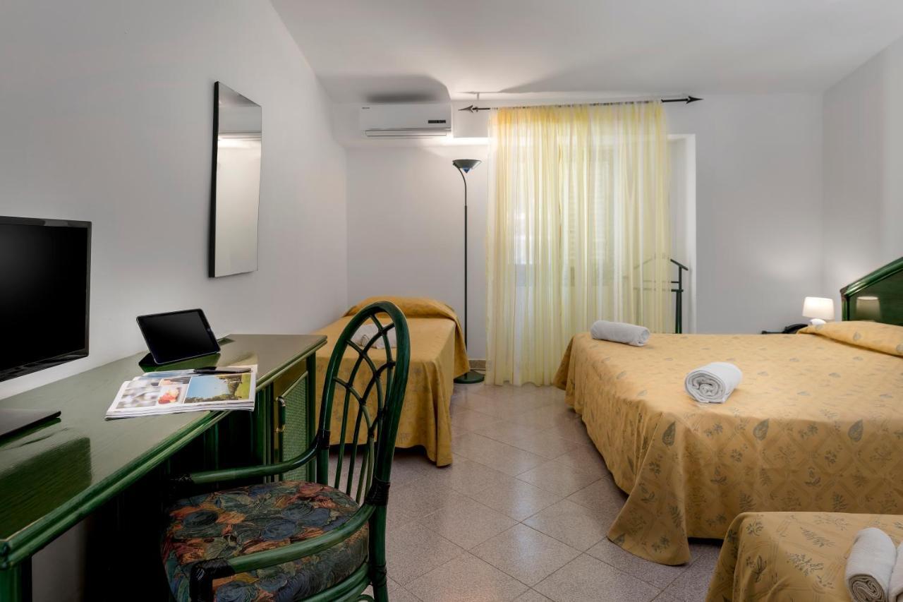 Hotel Villaggio Stromboli Santa Domenica  Dış mekan fotoğraf